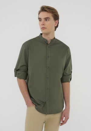 Terranova, PACK 2 - Camicia - 1x Sage, 1x White