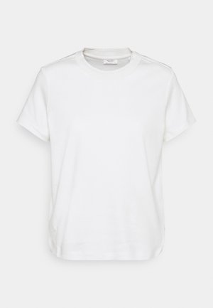 Bílý bavlněný tričko, krátké rukávy, žebrovaný kulatý výstřih, volný střih, hladká textura, minimalistický design, bez vzorů nebo akcentů.