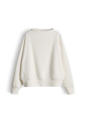 Pull blanc texturé avec un col rond, épaules tombantes, poignets et ourlet côtelés. Tissu doux avec une apparence chaleureuse.