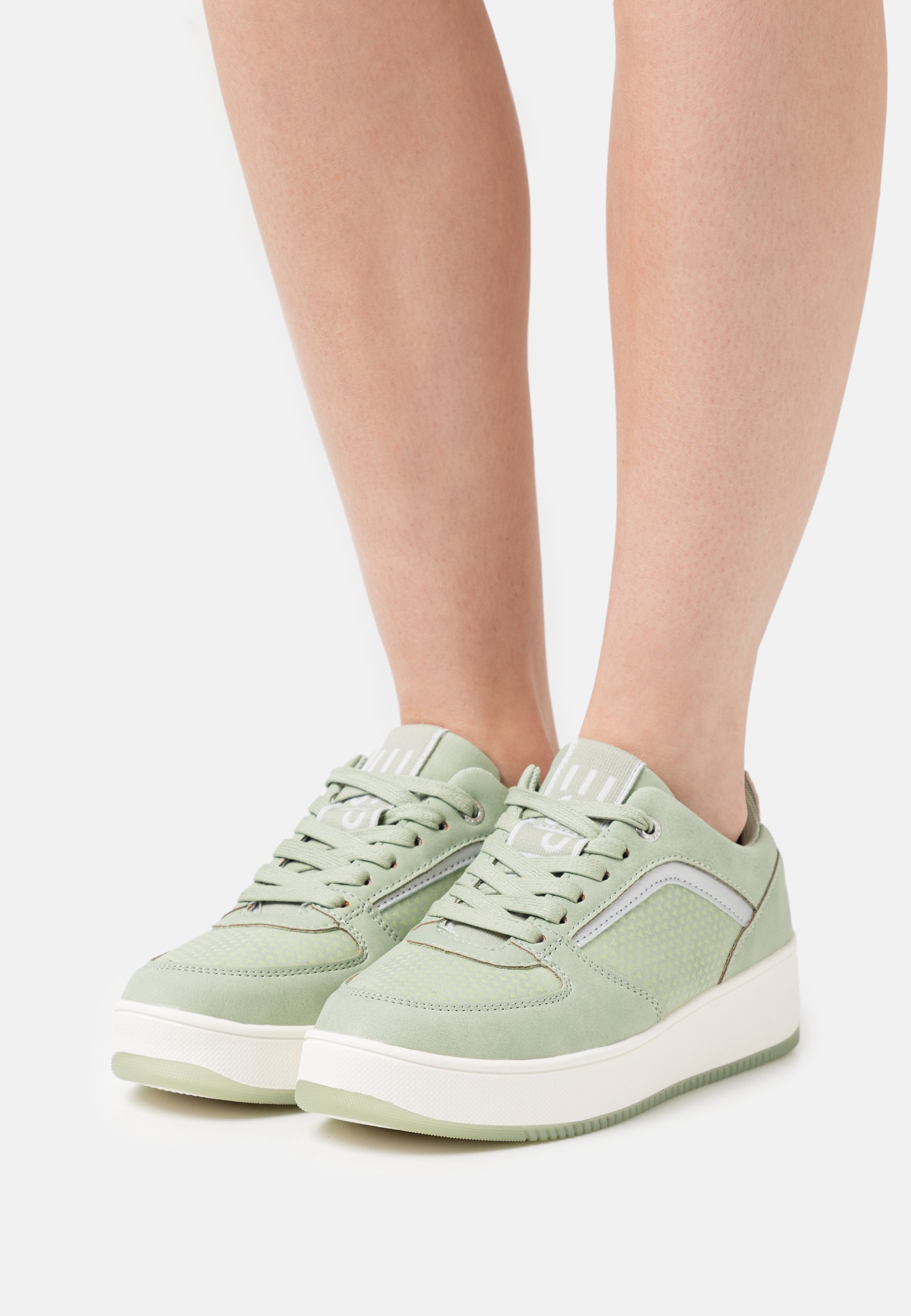 Esprit MADICKEN - Sneakers laag - light green/Lichtgroen - Zalando.nl