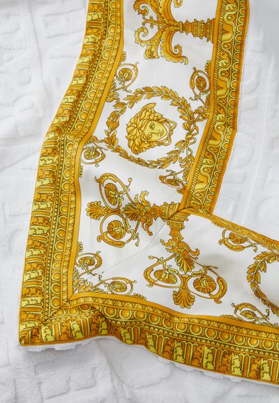 Versace BATH TOWEL I HEART BAROQUE - Pludmales dvielis - white