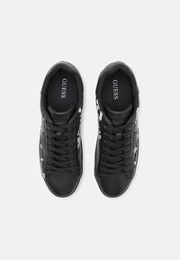 Guess CASERTA - Baskets basses - black/grey