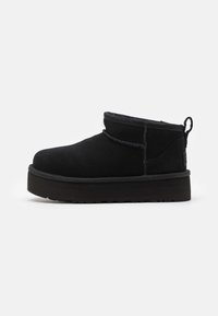 UGG - CLASSIC ULTRA MINI PLATFORM UNISEX - Stiefelette - black Thumbnail-Bild 1