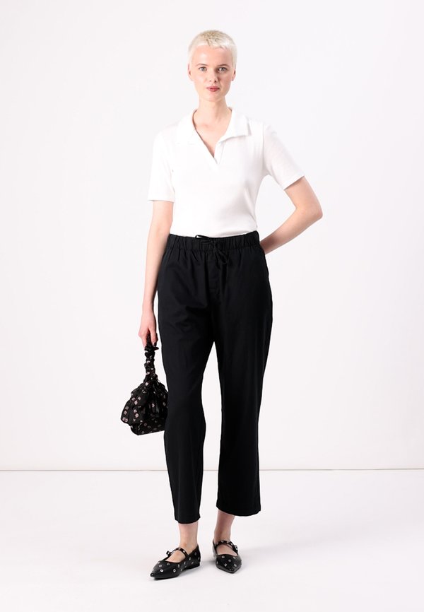 EASY PANT - Trousers3