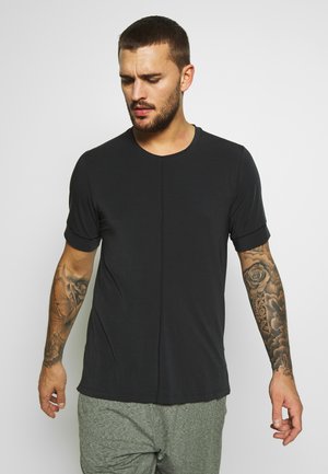 M NK DRY TOP - Basic T-shirt - black
