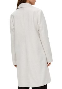 QS - Klasyczny płaszcz