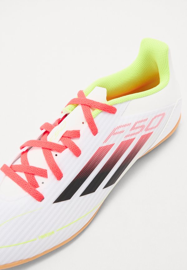 F50 CLUB INDOOR  - Indoor football boots3