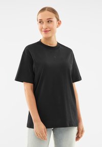 Johnny Urban SAMMY CHROME - Triko s potiskem - black