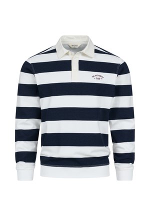 Maillot de rugby à manches longues avec rayures horizontales bleu marine et blanches, col blanc, patte de boutonnage, et petit texte rouge sur le côté gauche de la poitrine.