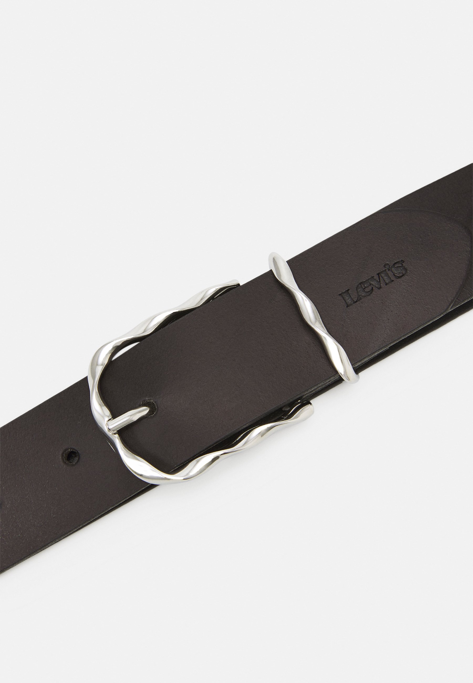 levis black belt