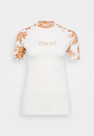 Īsām piedurknēm, balts rash guard, ar ziedu rakstu oranžos un brūnos toņos uz piedurknēm, Ripcurl logo atbilstošā krāsā.