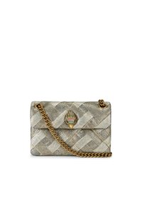 Sac à main tissé en or et argent métallique avec une chaîne, présentant un motif décoratif de mains avec des accents colorés sur le devant.