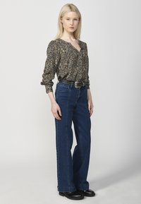 Koroshi Bluza - black