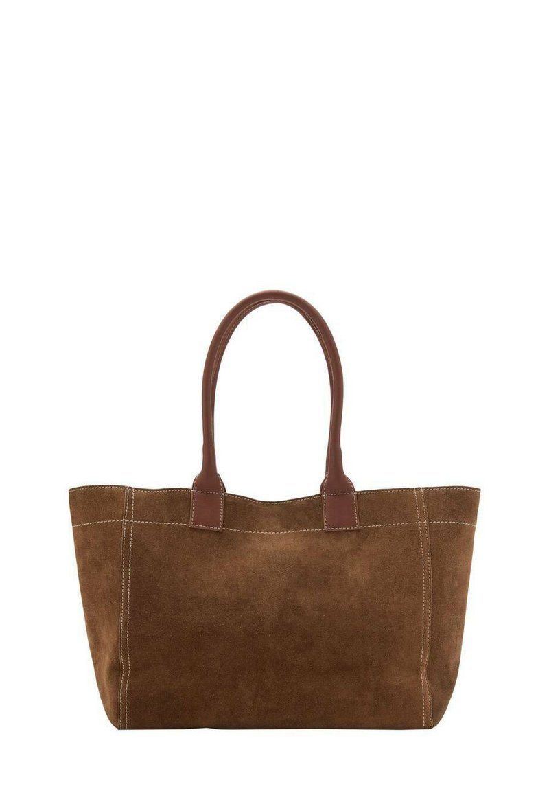 Sac fourre-tout en daim marron avec des poignées en cuir marron plus foncé et des coutures blanches visibles sur un fond blanc.