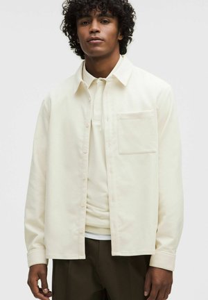 LONG-SLEEVE BUTTON-UP  - Hemd - light ivory