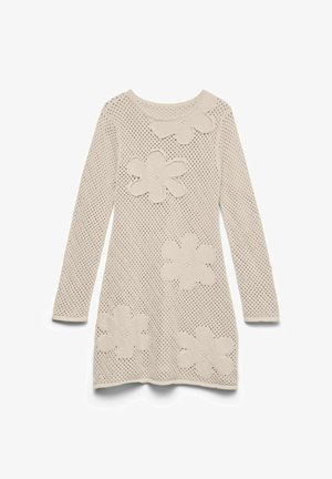 Vero Moda, KNITTED DRESS VMDAHLIA MIDI DRESS - Robe fourreau - birch