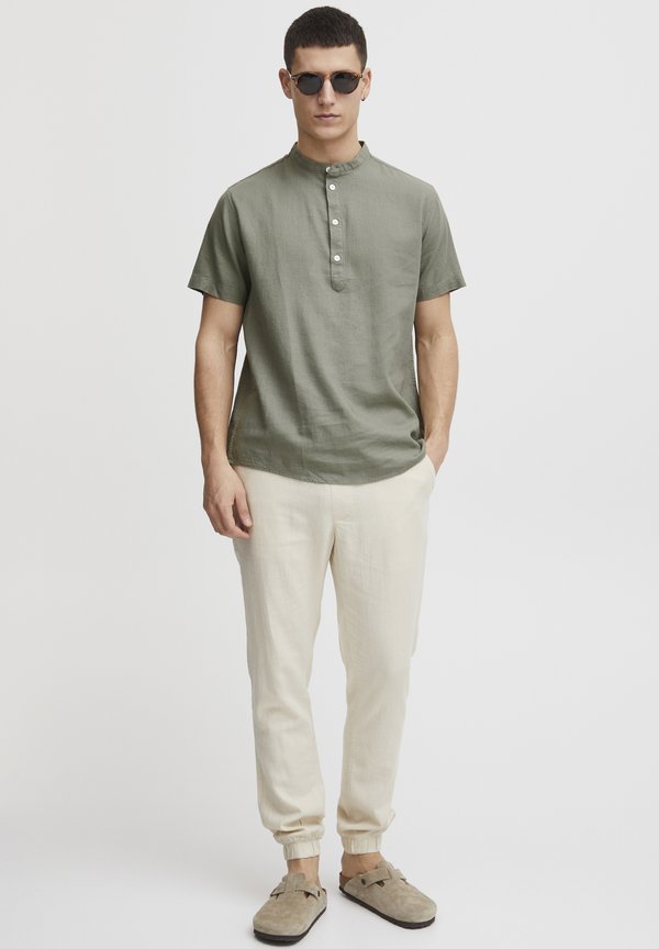 PROCHO - Shirt - vetiver2