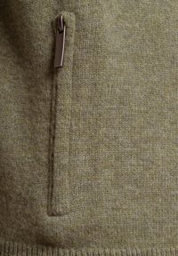 Andrew James - Kardigan