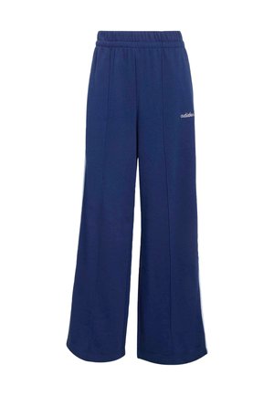 Granatowe szerokie spodnie dresowe z miękkiego materiału, z elastycznym pasem i białym logo „adidas” po boku.