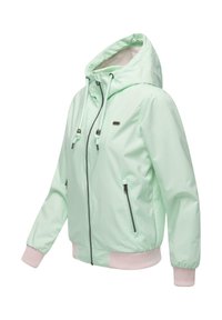Jasnozielona kurtka z kapturem, zapinana na zamek z przodu, z troczkami, kieszeniami na zamek oraz różowymi ściągaczami przy mankietach i pasie.