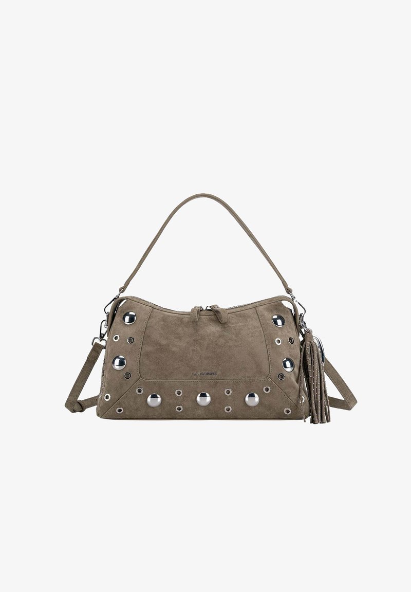 Borsa in camoscio verde oliva con borchie e occhielli argentati. Dotata di chiusura superiore con zip, tracolla regolabile e nappina decorativa.