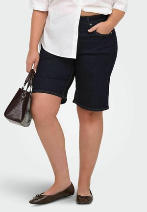 ONLY Carmakoma JEANS-SHORTS CARWILLY HOHE TAILLE WEITER BEINSCHNITT JEANS-SHORTS - Jeans Shorts - dark blue denim