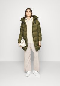 Bomboogie GENEVA khaki