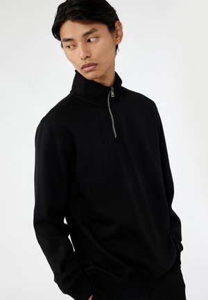 HALF ZIPPERED - Sweater - black