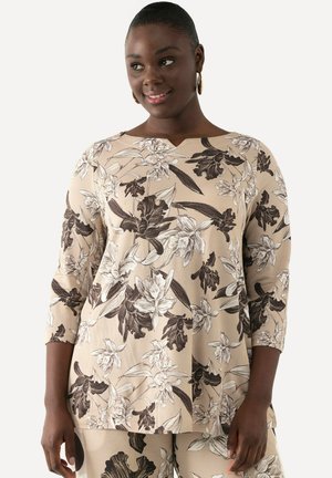 Ulla Popken FLORAL STRETCH FLIT WIDE NECK 3/4 SLEEVE - Blůza - beige