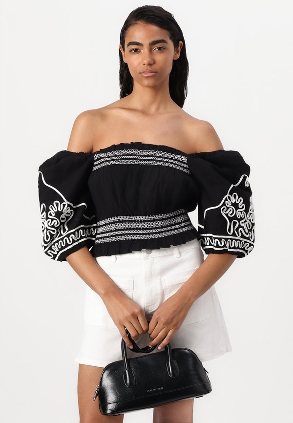 YASGIGGA SHORT - Blouse2