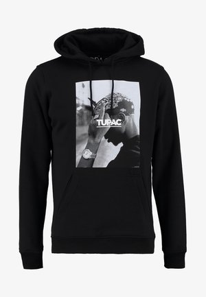 Juodas džemperis su dideliu grafiniu atvaizdu, kuriame pavaizduotas žmogus su bandana. Pagamintas iš minkštos medžiagos, su priekiniais kišeniais ir kapuchonu su raišteliais.