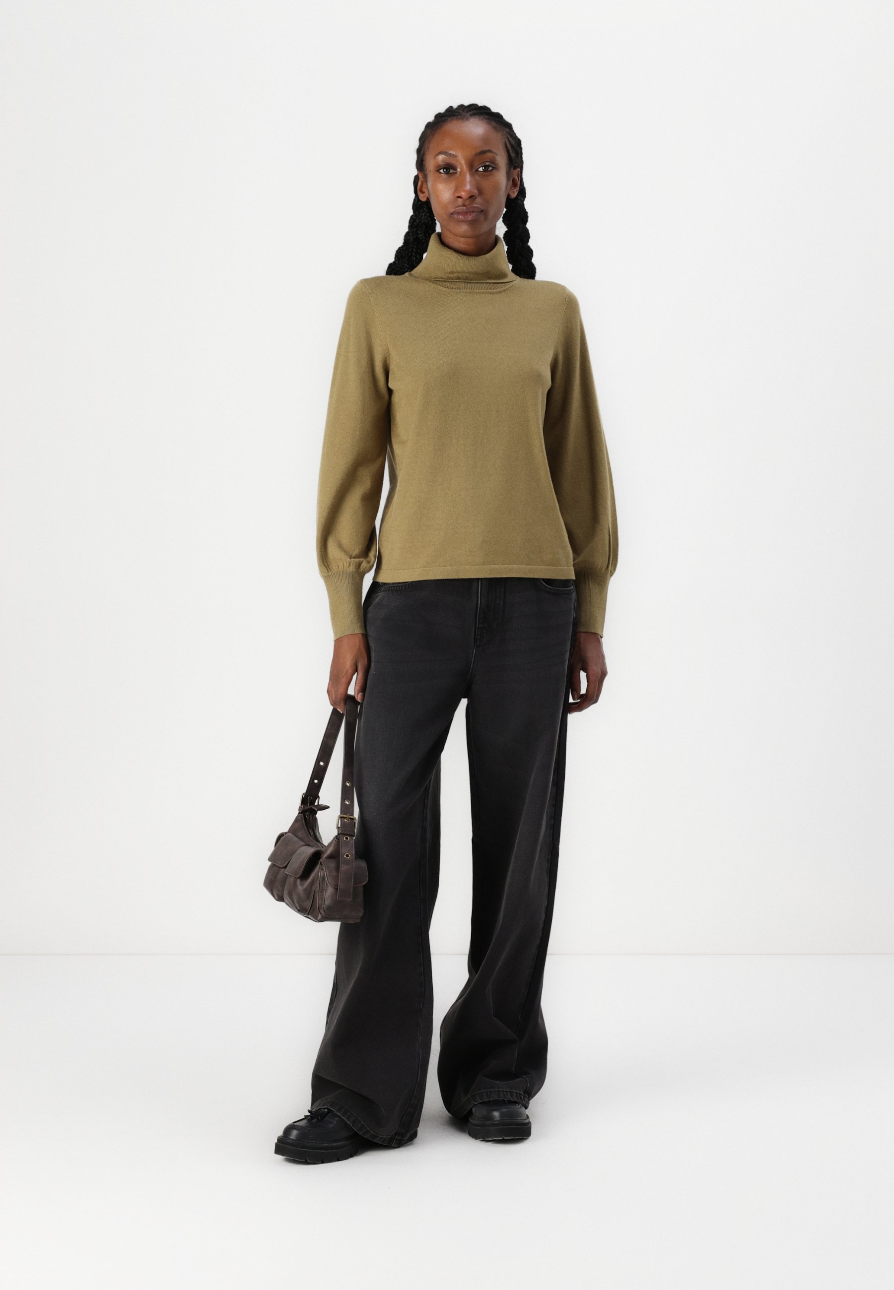 Noisy May NMBRANDY LOOSE JEANS - Relaxed fit jeans - black denim