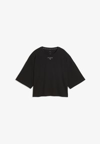 Δεν επιλέχθηκε, puma black