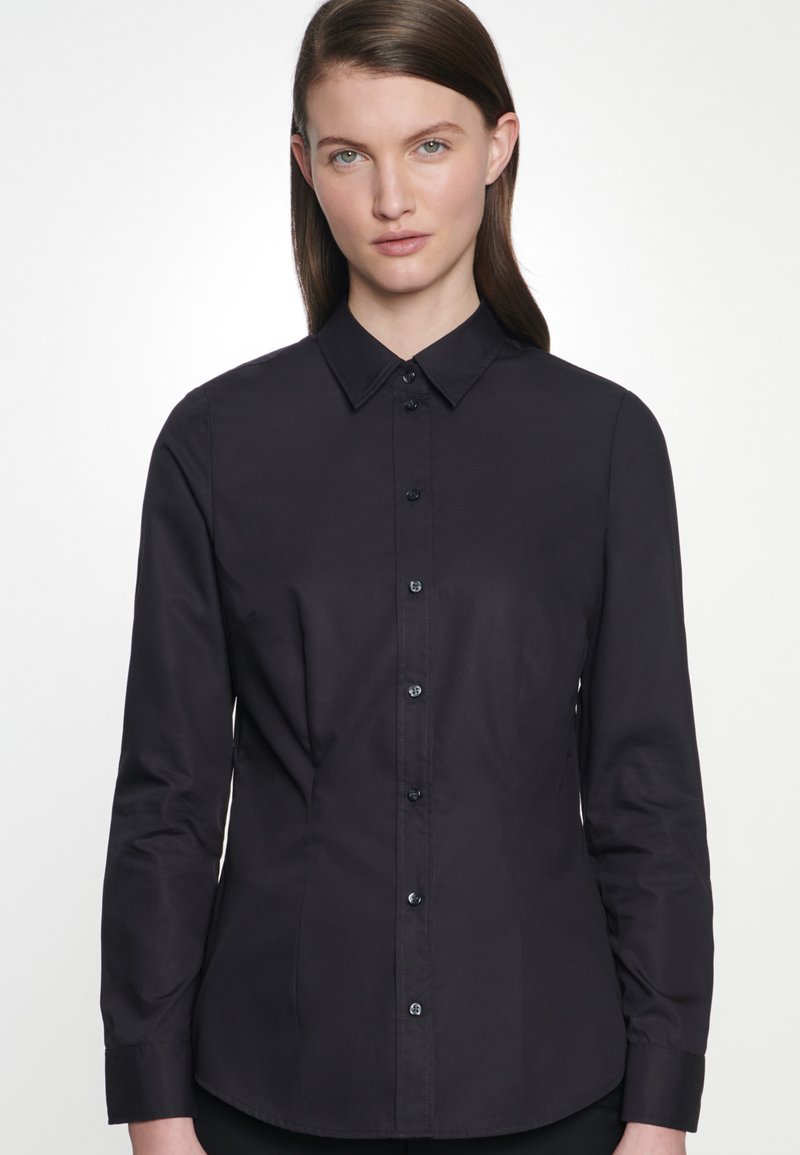 Seidensticker BUSINESS SLIM FIT - Button-down blouse - black