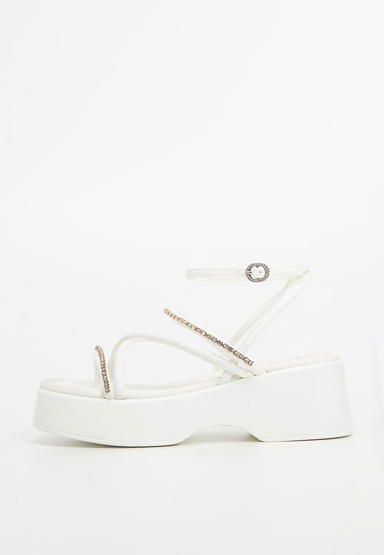 Koi Footwear Sandalen met plateauzool wit Koi Footwear Sandalen met plateauzool wit