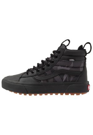 Zapatillas altas - black