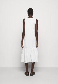 Henrik Vibskov Vardagsklänning - white