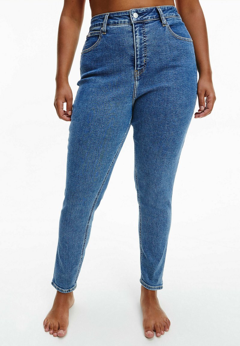 Calvin Klein Jeans PLUS SIZE HIGH RISE Jeans Tapered Fit denim