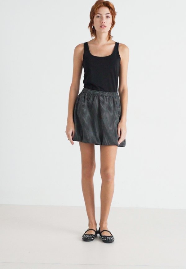 VMMAXI LONG TANK  - Top3