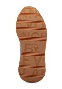 Sole of a shoe featuring textured orange rubber with horizontal ridges and embossed words "VOILE BLANCHE" and "BELIEVE" in varying sizes.
