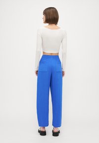 Gap Tall WIDE LEG EASY  - Nohavice - dazzling blue