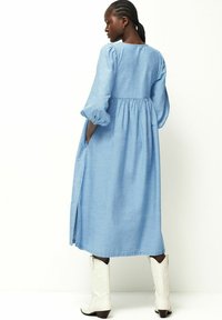 Next Teksakleit - blue