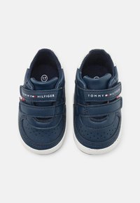 Tommy Hilfiger Geboortegeschenk - blue/off-white