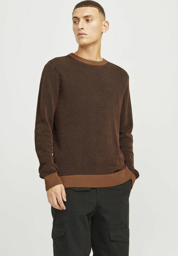 EGLOBE CREW NECK - Strickpullover - mocha bisque