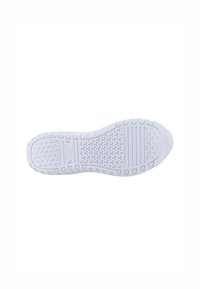 Semelle de sneaker blanche avec une surface en caoutchouc texturé, présentant un design de semelle à motifs multiples pour une adhérence et un soutien optimaux. Bords lisses et bout arrondi.