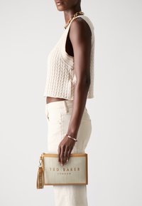 Ted Baker HAYSS STRIPED POUCH - Pikkulaukku - camel