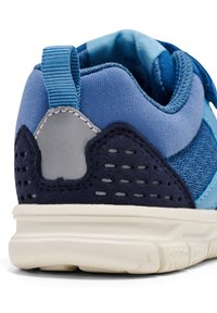 Hummel CROSSLITE INFANT - Träningsskor - true blue