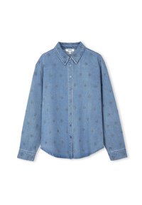 Camicia in denim azzurro chiaro con colletto a punta, chiusura frontale con bottoni e ricami floreali in argento sparsi. Maniche lunghe con dettagli ai polsi.