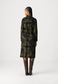 JDY JDYLIZA SHIRT DRESS - Φόρεμα πουκάμισο - winter moss