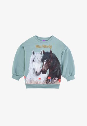 Felpa verde menta con scollatura rotonda e maniche a sbuffo, che presenta una stampa di due cavalli su uno sfondo floreale e il testo "Miss Melody".